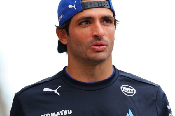 Sainz believes reaction to his F1 Singapore GP coverage criticism was exaggerated, but stands by his view Williams F1 driver enters the paddock ahead of 2025 United States GP media day