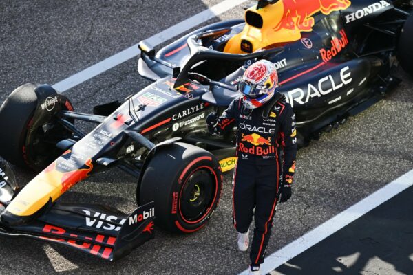 Verstappen pleased to take F1 Sprint Qualifying pole after close fight with Norris at US GP Four-time F1 World Champion Max Verstappen starts on pole for tomorrow's Sprint at the US GP following a thrilling battle with Lando Norris for P1 in Sprint Qualifying.