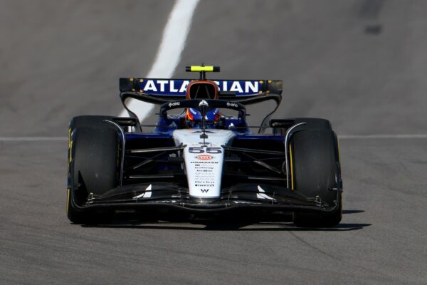 Sainz to drop 5 spots for F1 Mexico round after Antonelli collision in US GP Carlos Sainz has been handed a 5-place grid penalty for the F1 Mexico City GP after a collision with Kimi Antonelli on lap 6 of the US GP.