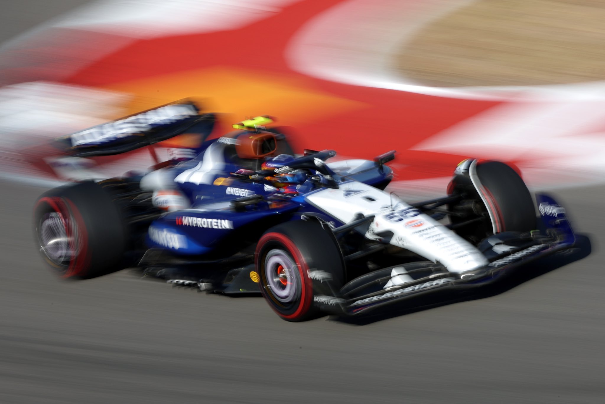 The recent excellent form of Carlos Sainz continued as he qualified P9 for the F1 US GP.