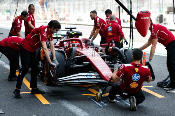 F1 | FP1 | Mexico City GP | Leclerc fastest, Lindblad leads the rookies A whopping nine rookie drivers took to the track in FP1 at the F1 Mexico City GP. Full report on the session here.