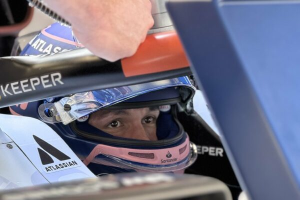 Albon believes that a review of the F1 São Paulo GP is needed by Williams. Crucial points were missed due to strategy errors.