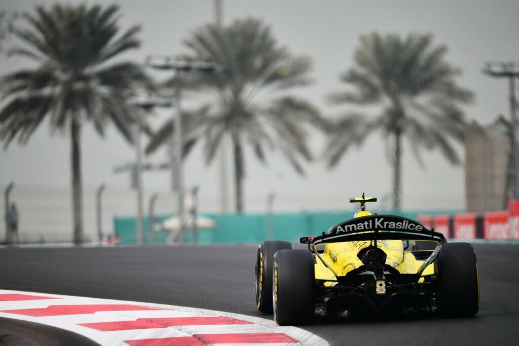 Fornaroli reflects on his final F2 qualifying in Abu Dhabi as he chases a strong finish and supports Invicta in the Teams’ Championship fight.