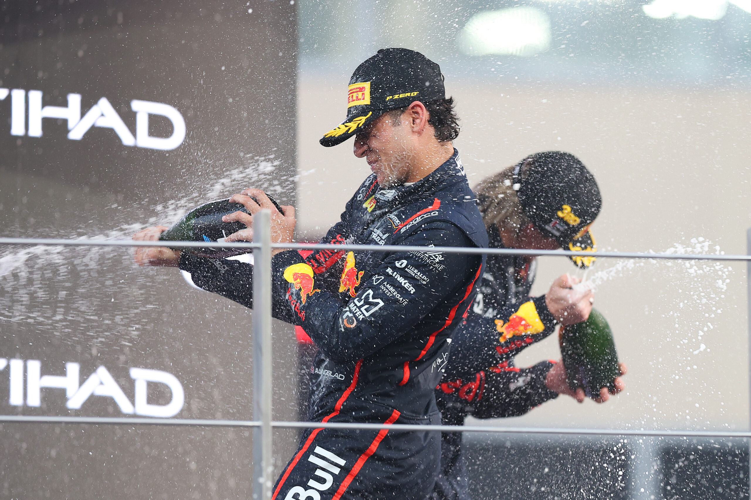 F2 Abu Dhabi Sprint reshapes Drivers’ order and tightens Teams’ title fight as Invicta, Hitech and Campos prepare for a decisive finale.