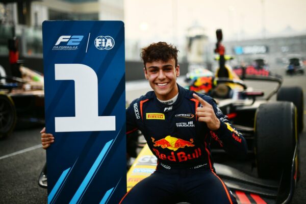 Arvid Lindblad at the 2025 F2 Abu Dhabi Sprint Race for Campos Racing