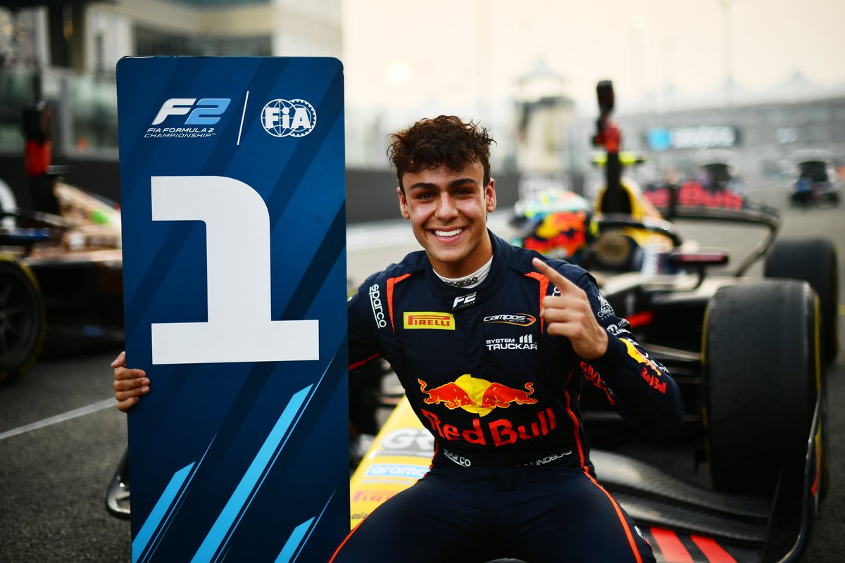 Arvid Lindblad at the 2025 F2 Abu Dhabi Sprint Race for Campos Racing