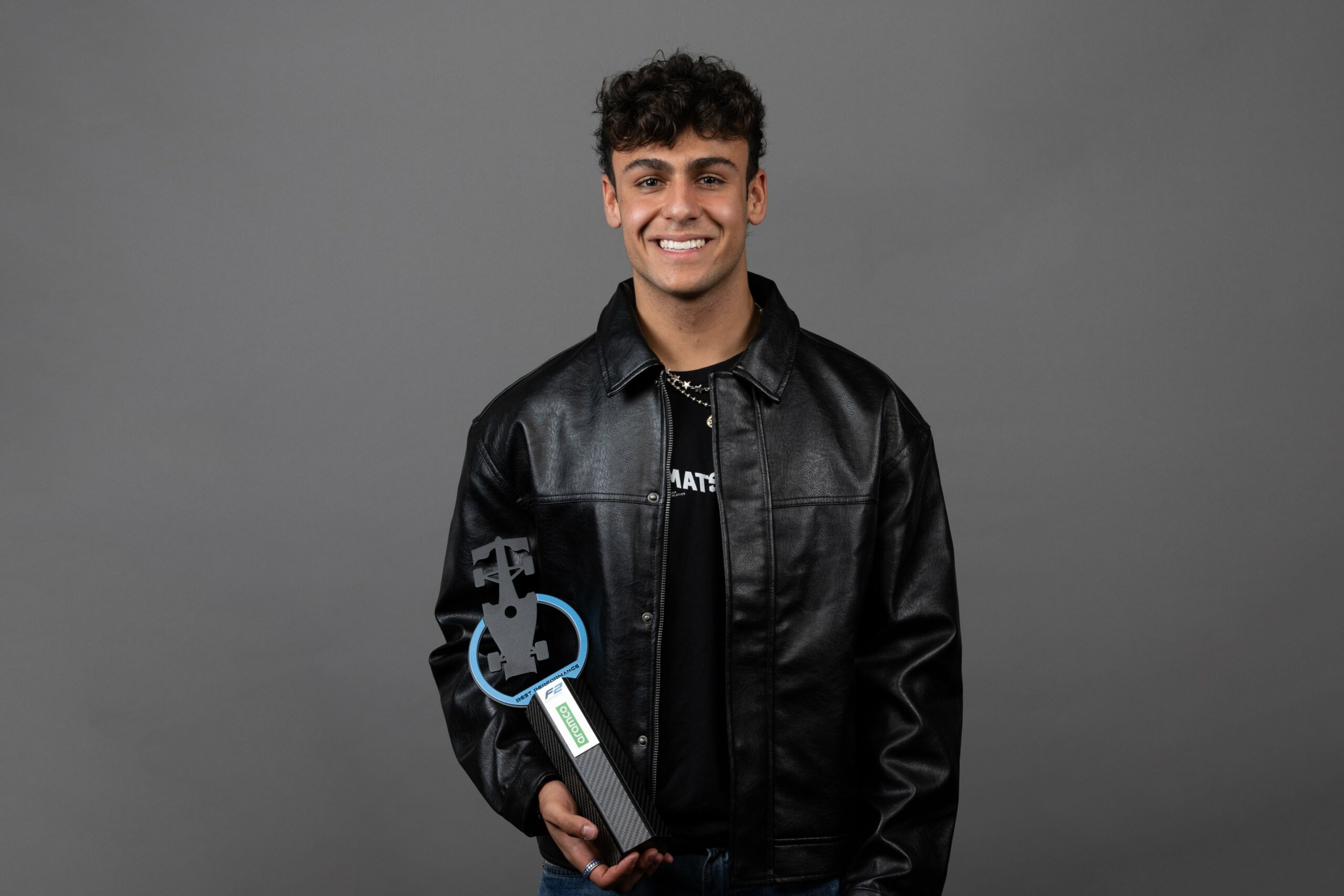 Lindblad receives Aramco Best Performance Award after successful 2025 F2 season