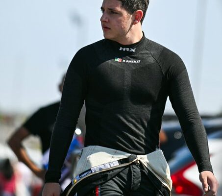 Rodrigo Gonzalez will return to GB3 in 2026 with VRD Racing, aiming to build on his strong progress from a promising rookie season.