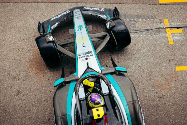 F1 | Monaco GP | FP1 | Hamilton outpaces Piastri and Russell to go fastest in opening practice