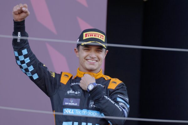 F1 | Spanish GP | Qualifying | Norris beats Verstappen by 0.020s and secures 2nd career pole position