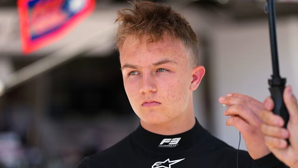 Stenshorne on his way to FIA Formula 2, from the kart workshop to the grid