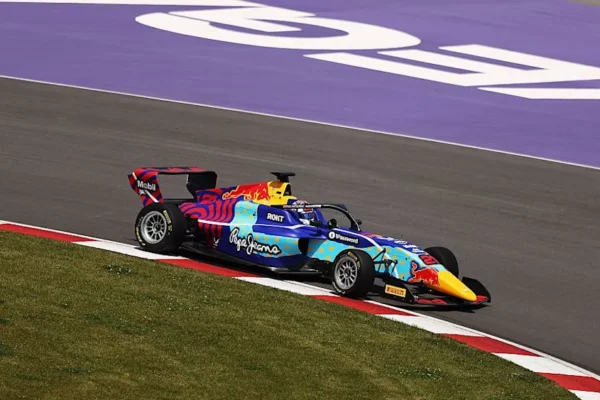 Palmowski eyes F1 Academy pole in Montreal Alisha Palmowski topped Free Practice at the 2025 F1 Academy Canadian GP and is aiming for pole in Qualifying.