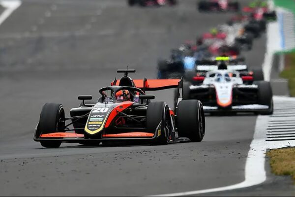 Van Amersfoort Racing and Rodin Motorsport F3 Teams on the intensity of the season