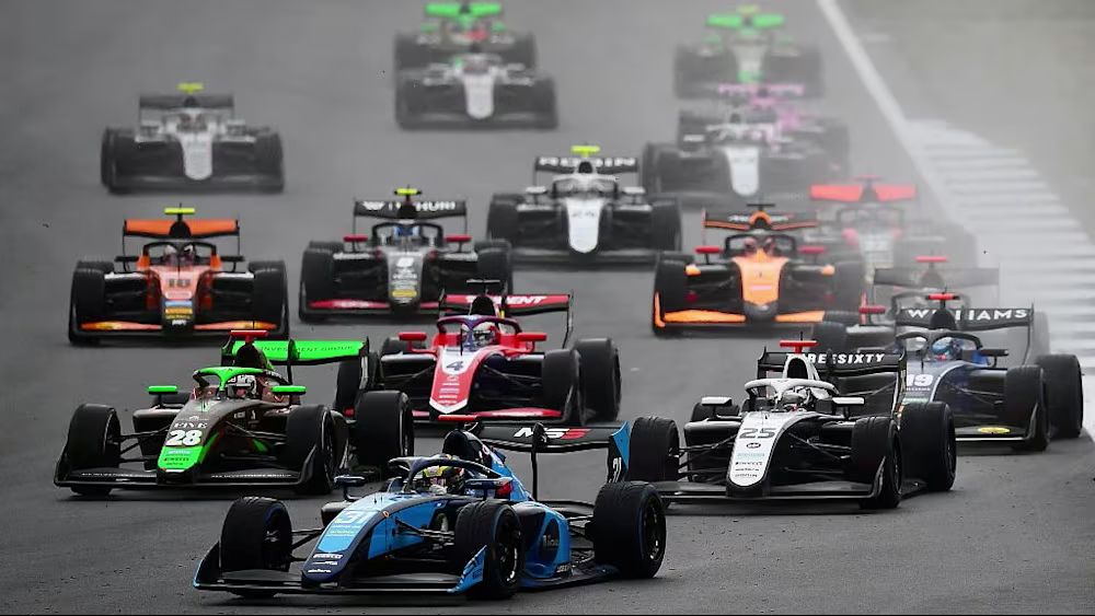 Giacomo Ricci of Trident and Brad Joyce of Van Amersfoort Race on the adjustment to F3