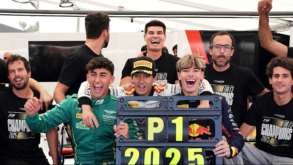 Campos Racing celebrate 2025 F3 Teams' Championship after 1-2 finish at Italian GP Feature Race in Monza