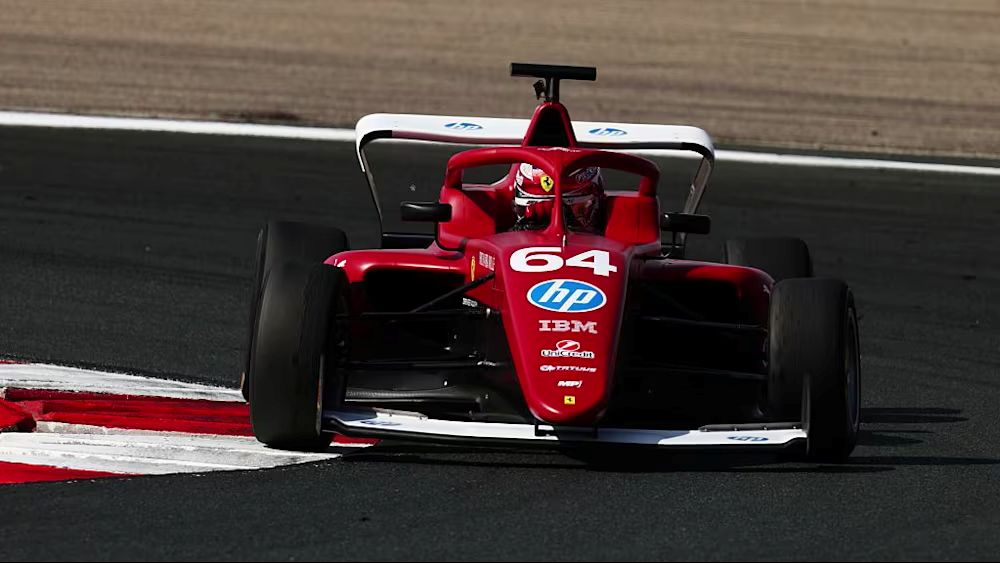 Maya Weug, Circuito de Navarra, 2025 F1 Academy in-season testing