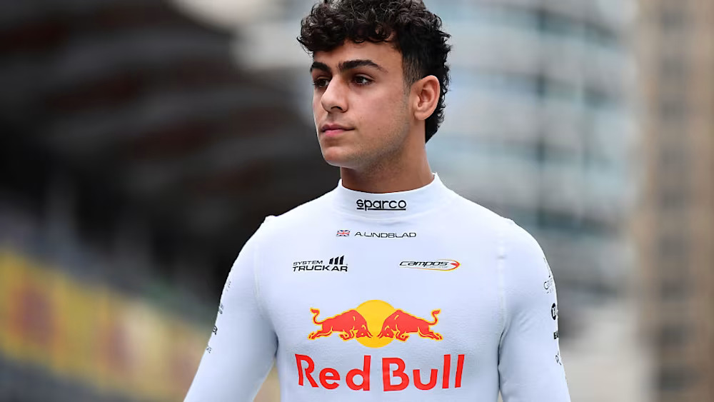 Lindblad's Baku comeback saw him rise from a challenging starting grid position of P14 to secure sixth place in Sunday's Feature Race.