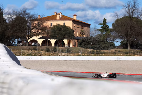 2026 F2 Barcelona-Catalunya GP | Free Practice results Van Hoepen tops F2 Free Practice at the 2026 Barcelona-Catalunya GP followed by Bilinski and Dunne, find the full results here.