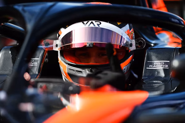 Del Pino reflects on his progress during his FIA F3 journey Del Pino reflects on his journey from Eurocup-3 to FIA F3, including the difference in tyres, as well as race weekends as a whole.