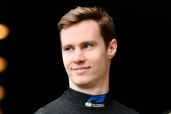 Hitech has confirmed the signing of F2 veteran and Paraguayan driver Joshua Dürksen for the 2027 F2 season.