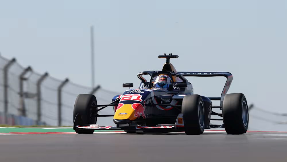 Alisha Palmowski secures double pole in Austin after her fastest lap is reinstated, putting the 2026 F1 Academy title within reach