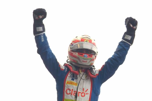 F3 | Feature Race | Australian GP | Câmara claims maiden F3 victory after dominant wet-weather performance Rafael Câmara emerged as a favourite to take the win at the first Feature Race of the season. Impressively, the Brazilian driver did not disappoint, dominating the race to claim his maiden F3 win, ahead of his teammate Noah Strømsted and Van Amersfoort Racing's Théophile Naël who rounded out the podium in P3 at the F3 Australian GP.