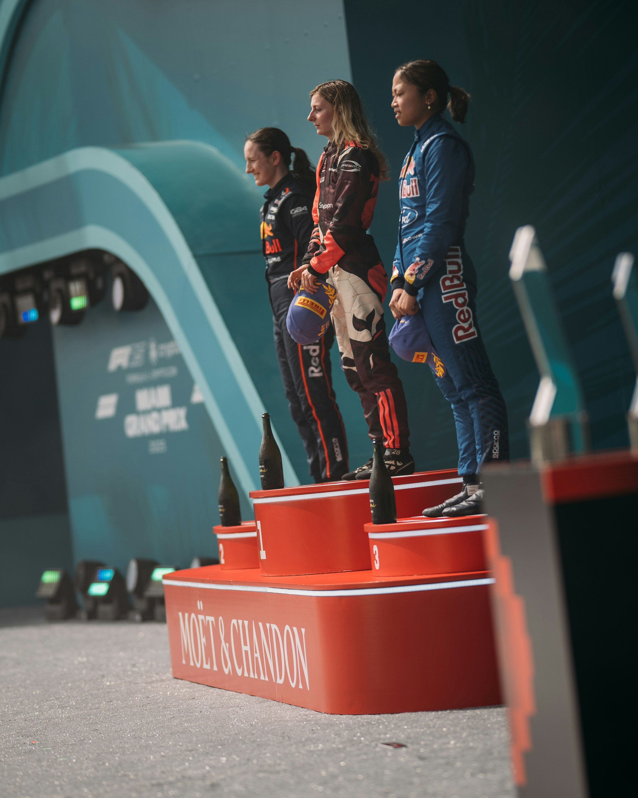 Discover the standout performers and biggest disappointments from the 2025 F1 Academy Miami GP in our winners and losers breakdown.