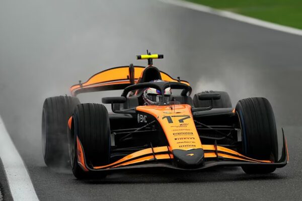 Dunne on a wet F2 Belgian GP Feature Race