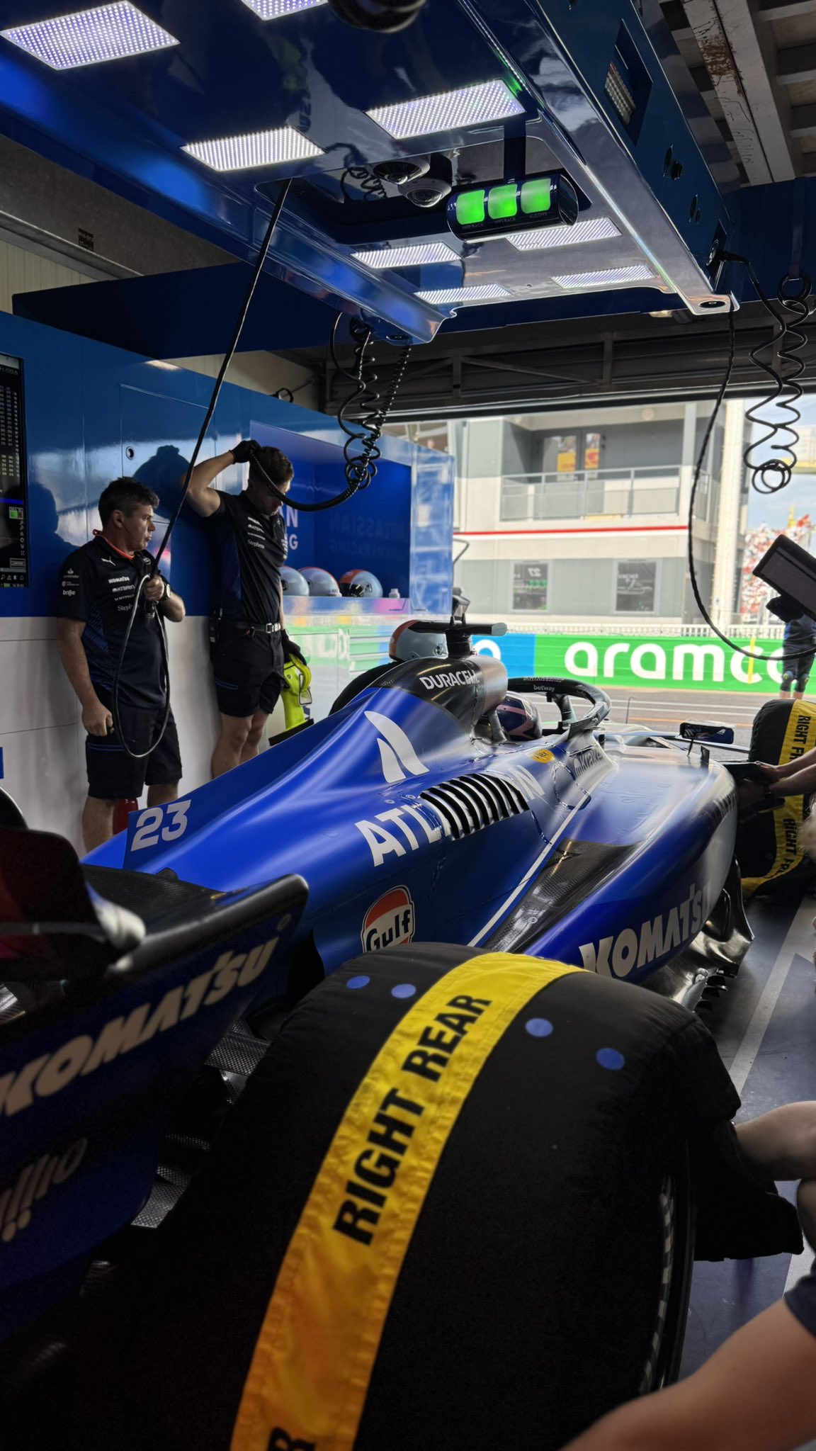 The F1 Monaco GP Qualifying session was a rollercoaster for Williams and both of their drivers. Alex Albon started the sessions with a very strong qualifying pace, especially in Q2 where he was a superb P3 ahead of Max Verstappen in the Red Bull.