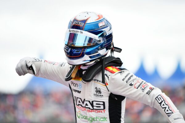 Tasanapol Inthraphuvasak honours Thailand with 2025 F3 helmet Tasanapol Inthraphuvasak, F3, 2025, in helmet that pays tribute to Thailand