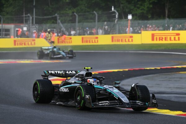 Mercedes trackside engineering director Andrew Shovlin has shared his insights into Kimi Antonelli’s recent struggles, George Russell’s comparative upper hand, and future objectives for the W16 following their underwhelming performance at the rain-delayed F1 Belgian GP. 