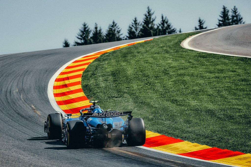 Despite a streak of bad luck, Carlos Sainz and Alex Albon remain hopeful Williams can fix issues and maximise things at F1 Belgian GP.