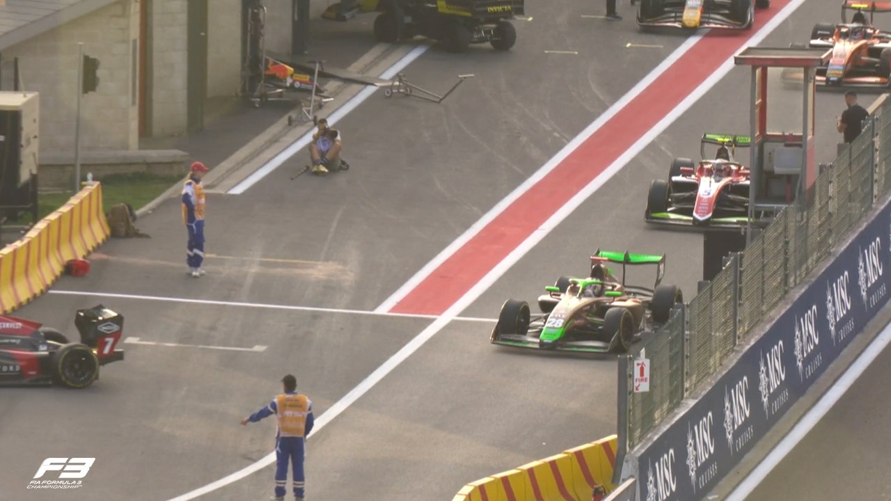 The 2025 FIA F3 Championship resumed at Spa-Francorchamps for Round 8, with AIX Racing’s Brad Benavides claiming a sensational maiden pole position in a dramatic and closely fought Qualifying session, full Belgian GP report and results below.