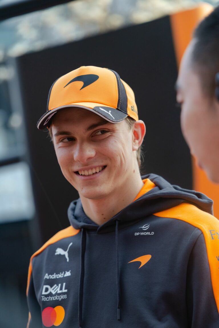 Oscar Piastri heads into the 2026 F1 Chinese GP looking to complete his first racing lap(s) following a sighting lap crash in Melbourne.