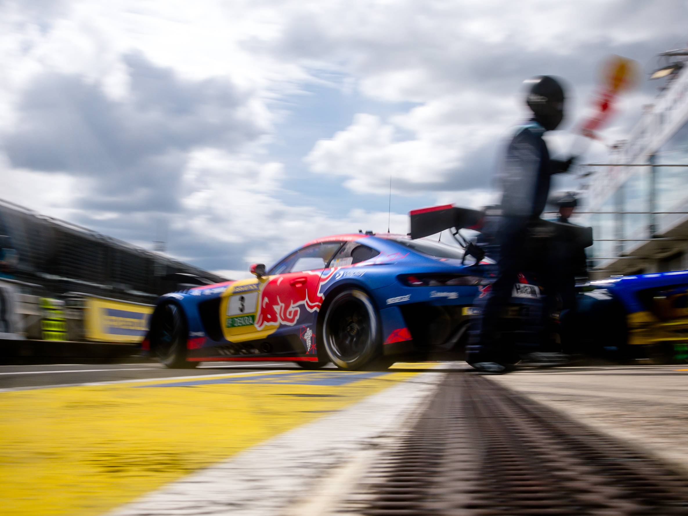 BMW secures surprise pole in 2026 NL4/Nürburgring Qualifiers Round 1 as Verstappen receives penalty after collision in dramatic session.