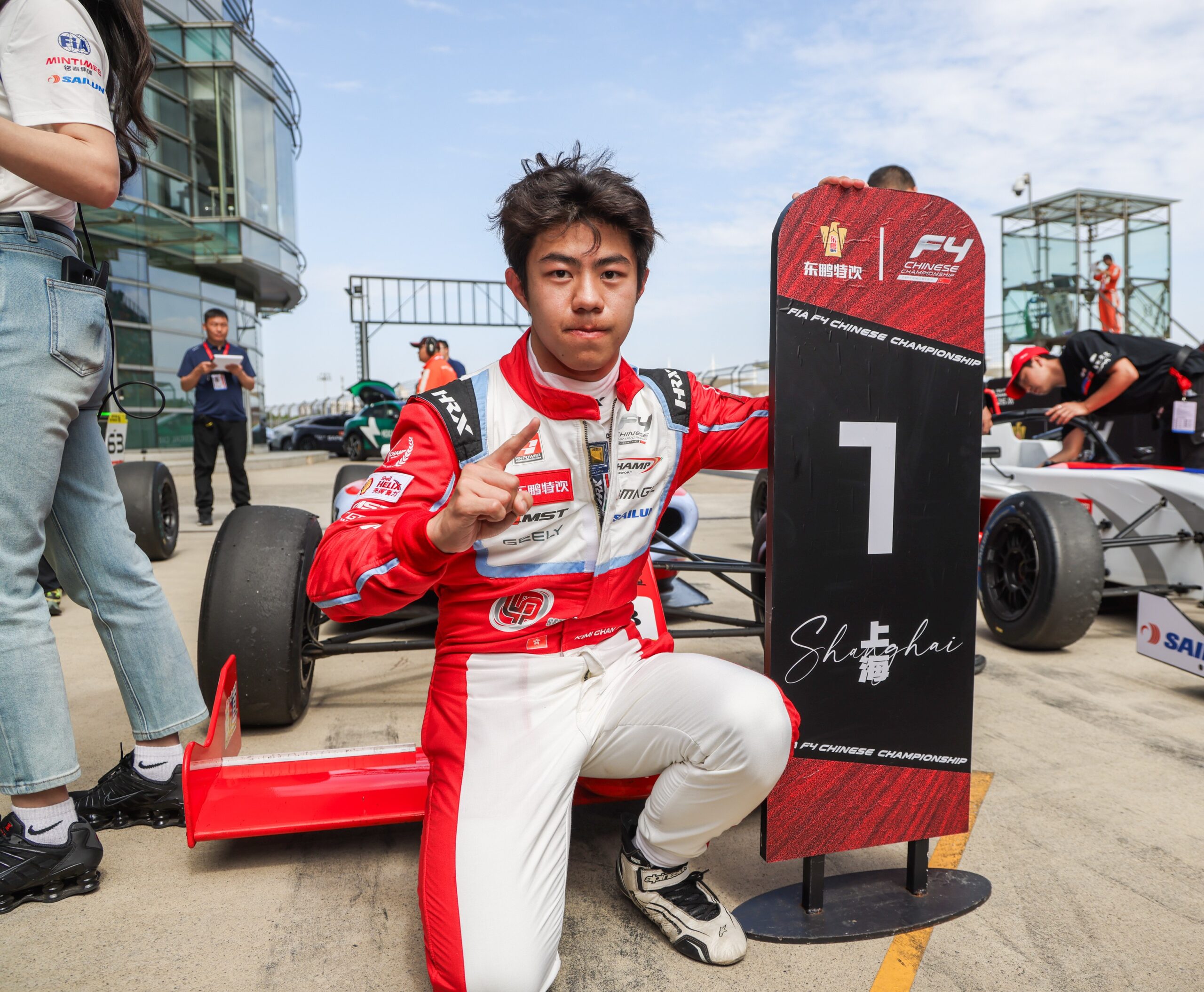 Kimi Chan dominates 2026 Chinese F4 opener in Shanghai with three wins, leading standings ahead of Shagaliev after dramatic races.