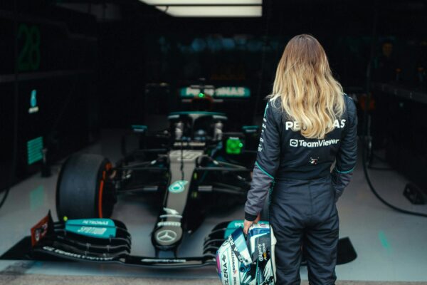 Doriane Pin 2026 Mercedes F1 Test