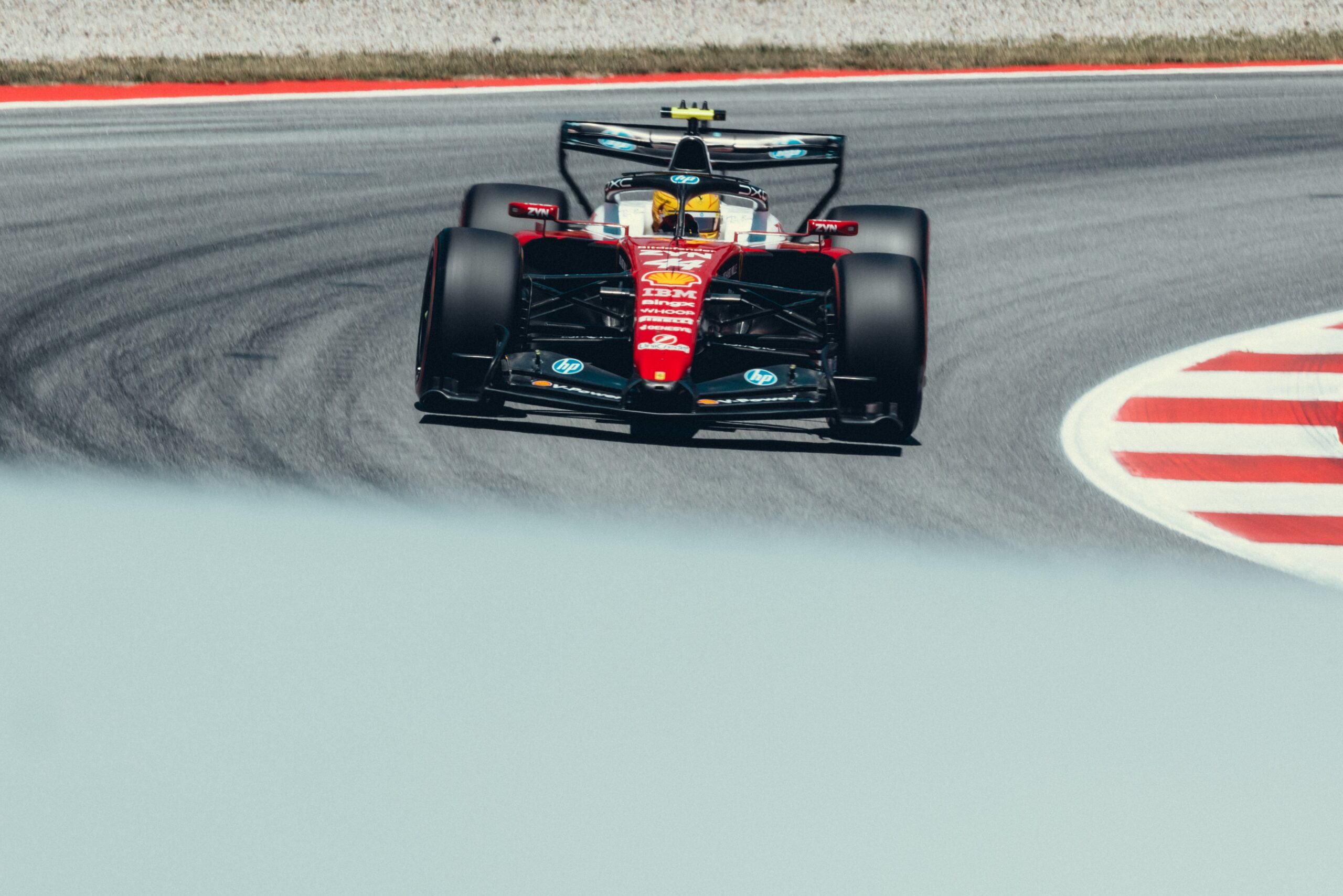 Ferrari driver Lewis Hamilton has secured a front row start in Qualifying for the 2026 F1 Barcelona Catalunya GP.