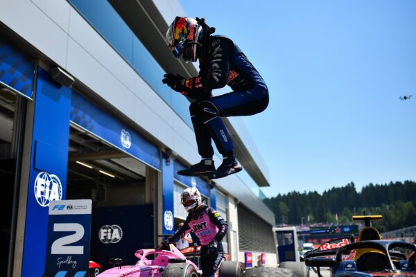 Tsolov cuts Minì’s 2026 F2 lead to two points after winning in Austria, while Goethe surges to 12th and MP Motorsport climbs to second.