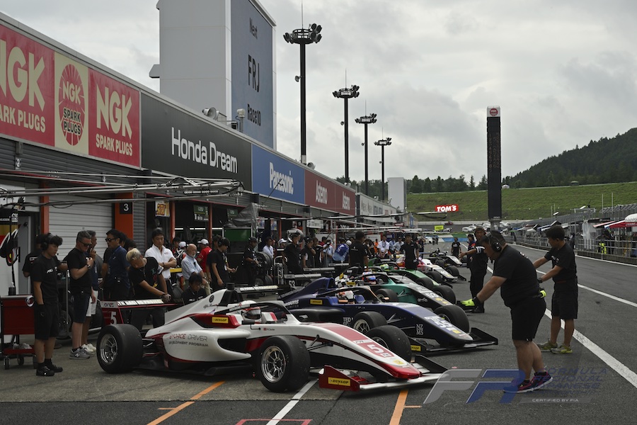 Kento Omiya sweeps FRJC Round 3 at Motegi, while Ryota Horachi draws level with Yuzuki Miura at the top of the standings for 2026.