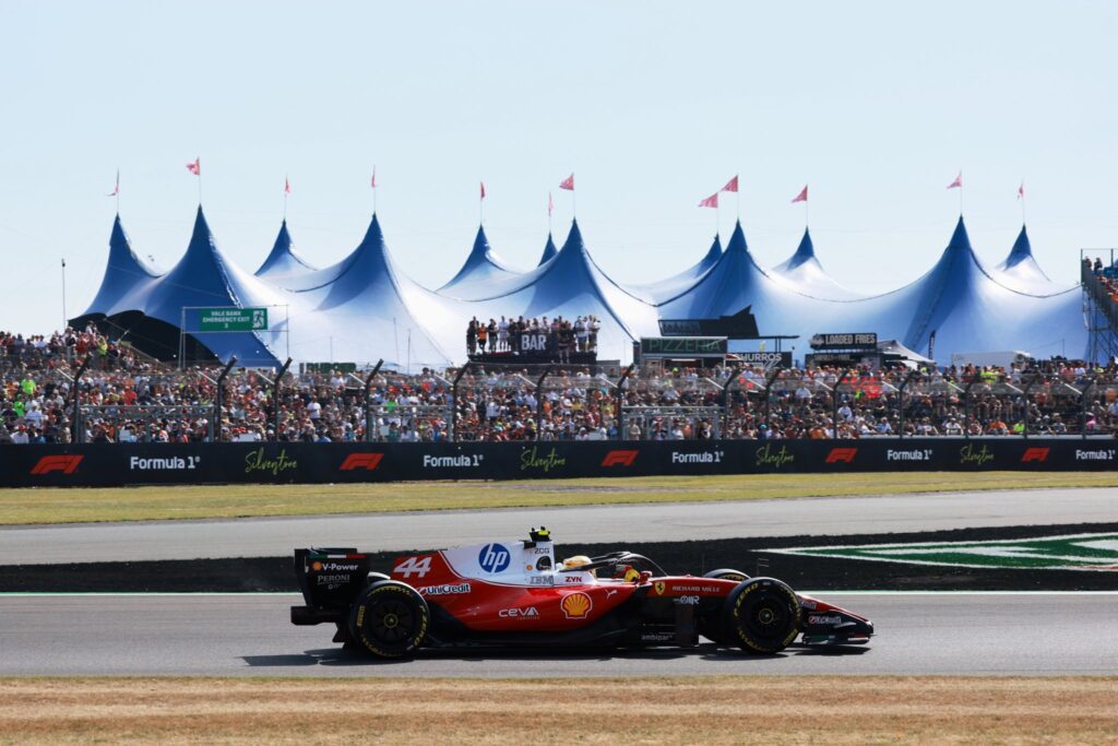 Hamilton takes pole at the 2026 F1 British GP Sprint Qualifying