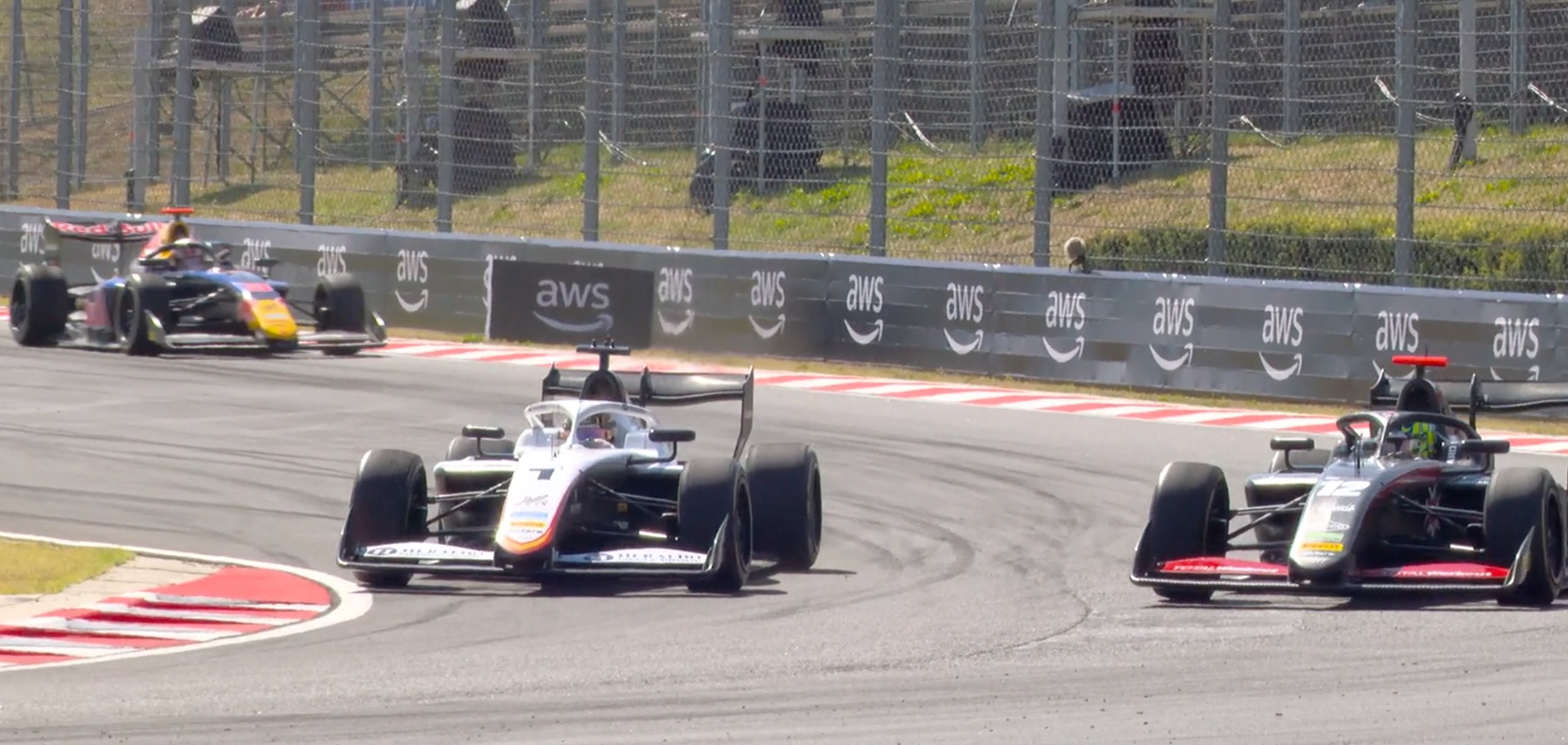 Théophile Naël wins the 2026 Budapest F3 Sprint Race after a dramatic start, while Ugo Ugochukwu drops to P17 following a penalty.