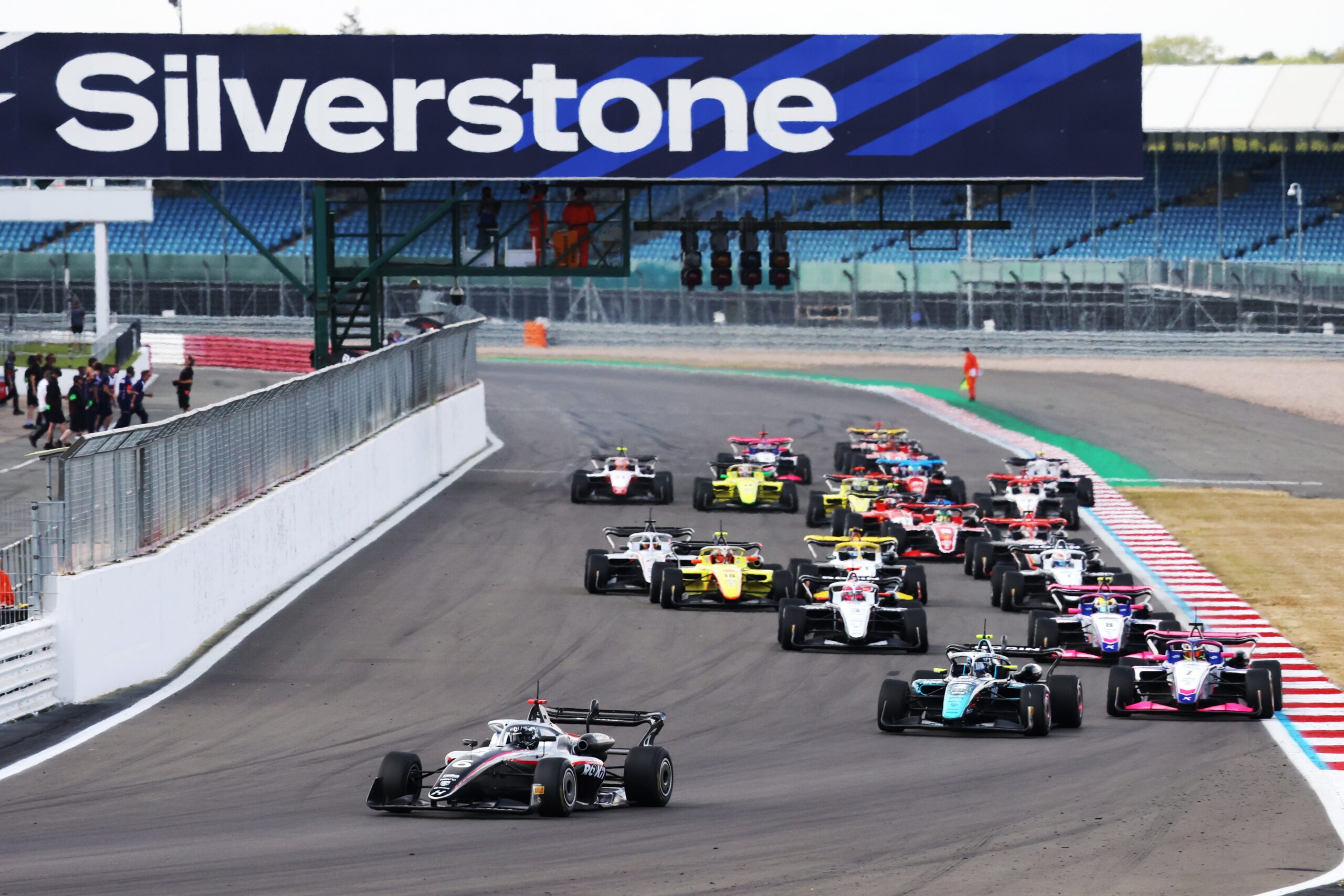 Bedrin retains a 103-point GB3 lead after Silverstone as Fairclough surges to sixth and VRD Racing stays 40 points clear of Rodin.