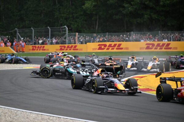 Wolff: Russell faced 0.2s deficit all weekend at 2026 F1 Belgian GP, every Mercedes-powered car had lap 1 issues