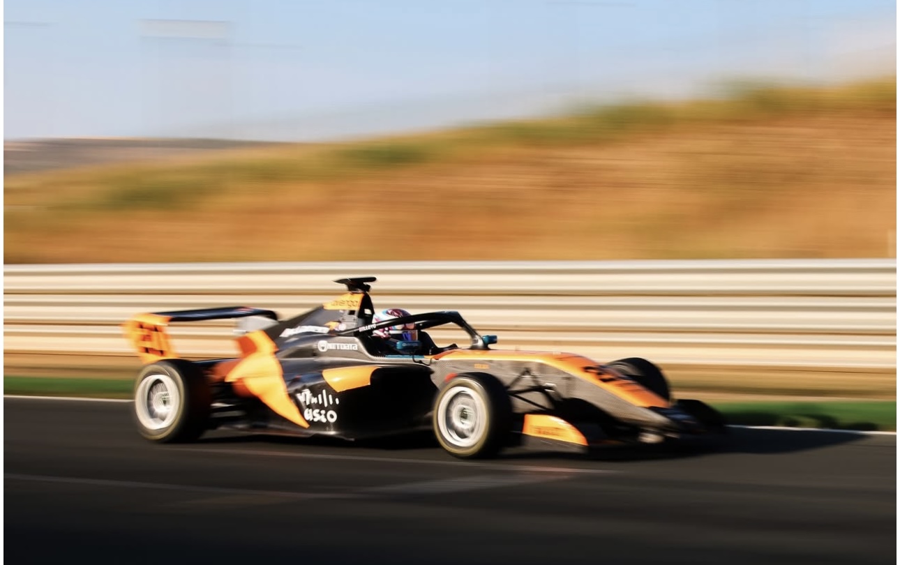 F1 Academy Ella Lloyd tops the timings at Navarra Test