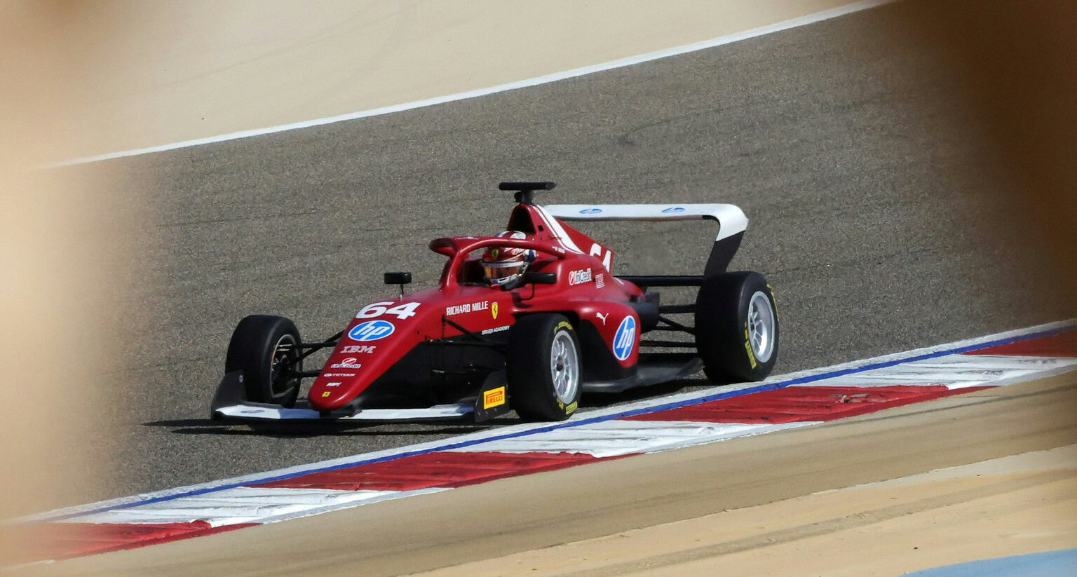 Maya Weug tops the F1 Academy in-season test around Bahrain