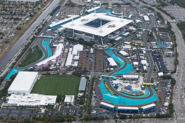 F2 races at the Miami International Autodrome for the first time in 2026.