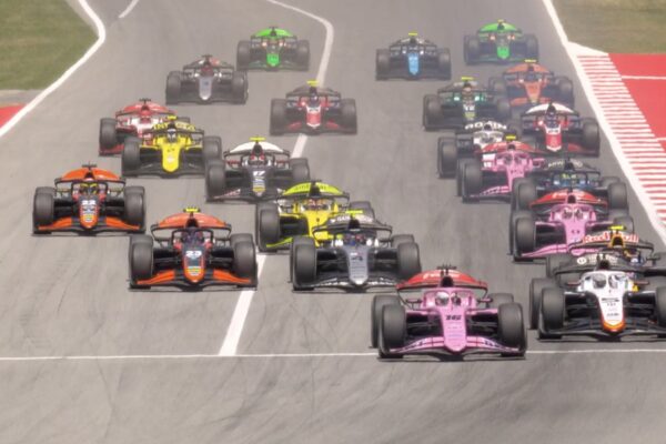 2026 | F2 Barcelona-Catalunya GP | Sprint Race | Maini delivers lights-to-flag victory ART Grand Prix's Kush Maini leading the pack down to Turn 1 during the F2 Sprint Race at the 2026 Barcelona-Catalunya GP.