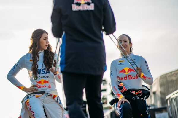Alisha Palmowski and Rafaela Ferreira during the 2026 F1 Academy Silverstone round at the British GP.