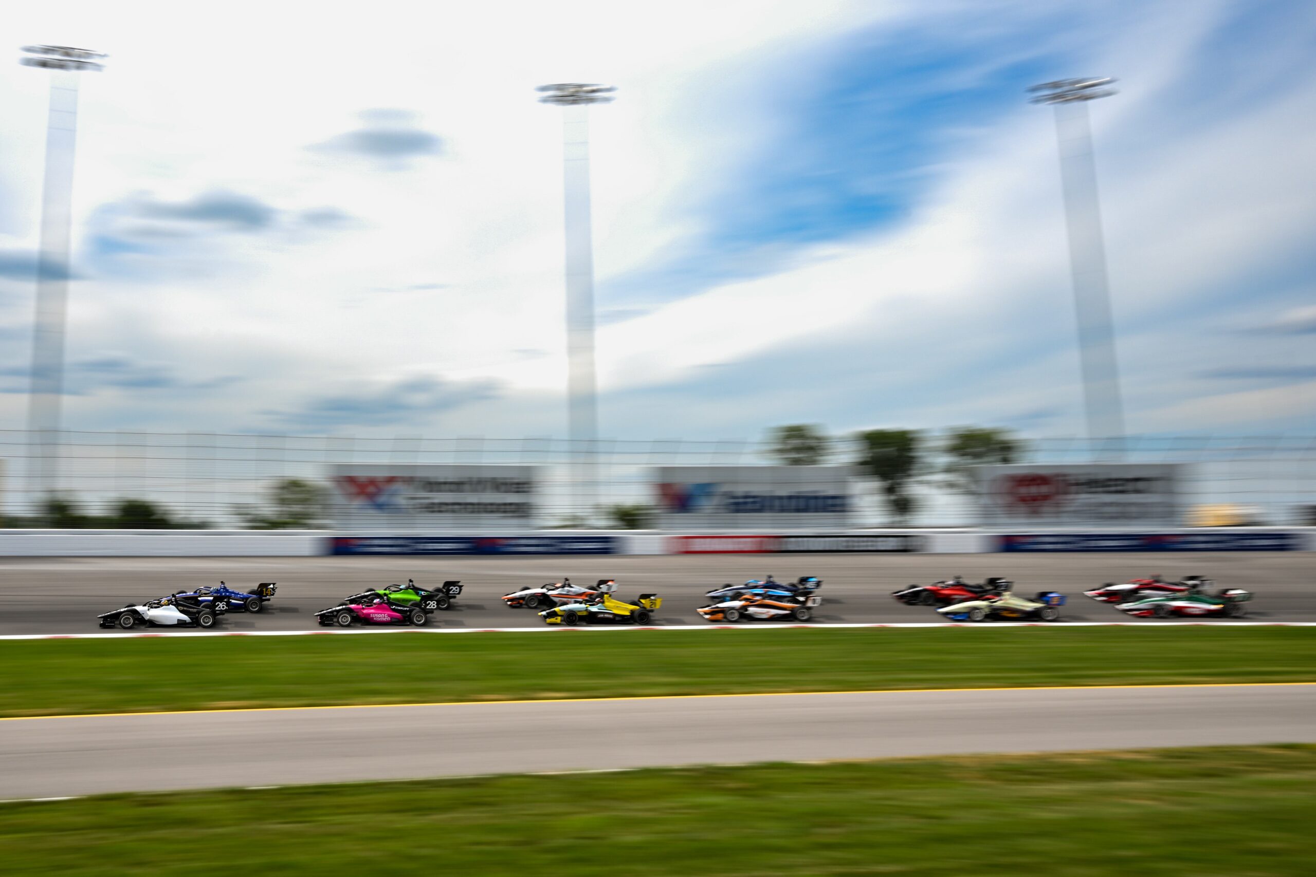 2026 Indy NXT Gateway Race results | Lochie Hughes leads the field to green.